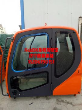 點擊查看詳細信息<br>標(biāo)題：斗山DX260/DX300/DX系列駕駛室總成 帶內(nèi)飾  閱讀次數(shù)：2044