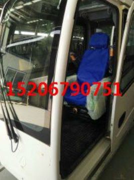 點(diǎn)擊查看詳細(xì)信息<br>標(biāo)題：中聯(lián)吊車(chē)駕駛室總成 帶內(nèi)飾  閱讀次數(shù)：3763